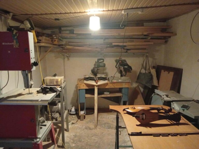 refener class luthier experience8 1 768x578