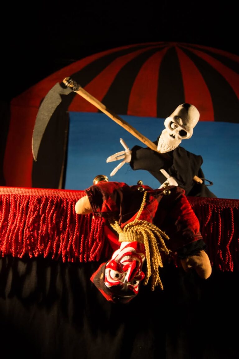 refener stathis worldofpuppets 7 768x1152
